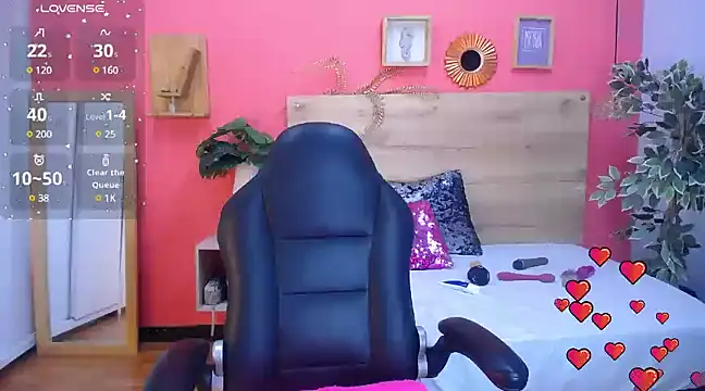 yessila parker online show from March 2025 05:40:02 AM