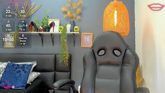 Snapshot of yessila_parker chatting on July 2026 08:53:02 AM yessila parker online show from July 2026 08:53:02 AM