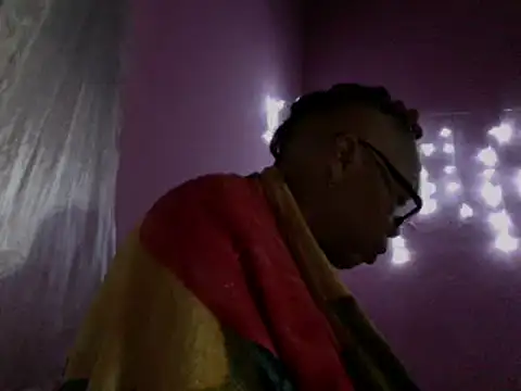 Ladyzee25 online show from March 2026 09:37:01 AM