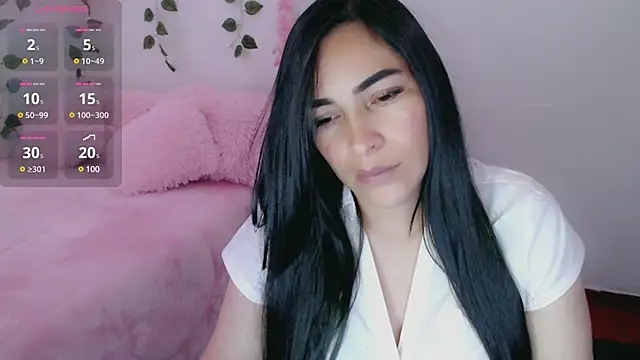 luna lgomez  online show from March 2025 11:11:01 AM