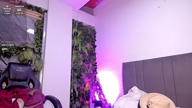 Fernanda liie  online show from March 2026 12:28:02 AM