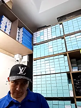 Snapshot of Charlotteet_Paul chatting on March 2025 08:37:02 PM Charlotteet Paul online show from March 2025 08:37:02 PM