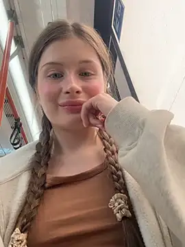 melicious  online show from March 2025 01:06:02 PM