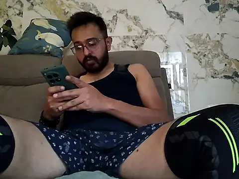 freakydesi online show from October 2025 05:41:02 AM