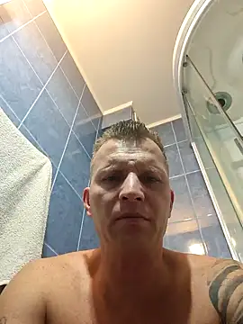 RomeoMalcolm online show from March 2025 04:47:02 PM