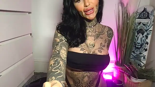 Peaches and the Cream online show from March 2026 08:49:03 PM