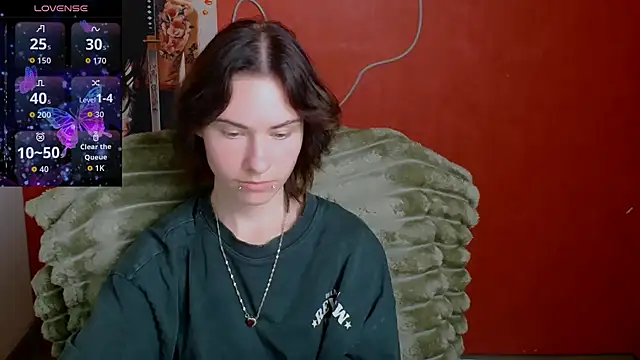 Snapshot of Fiona_Night chatting on May 2026 11:38:02 AM Fiona Night online show from May 2026 11:38:02 AM