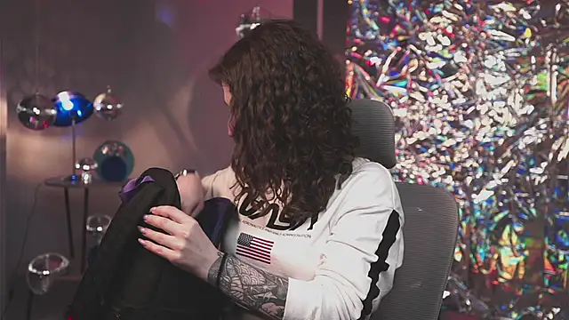 OliviaMcClean online show from March 2026 07:25:01 PM