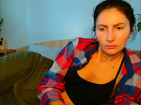 Irina9793 online show from October 2025 09:08:02 AM