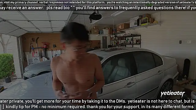 Snapshot of yetieater chatting on March 2025 05:42:02 PM yetieater online show from March 2025 05:42:02 PM