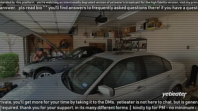 Snapshot of yetieater chatting on March 2025 06:34:01 PM yetieater online show from March 2025 06:34:01 PM