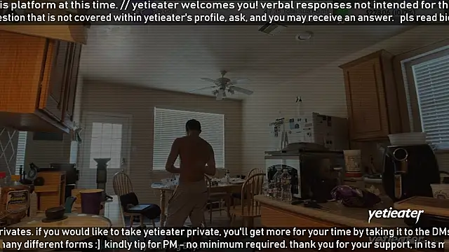 Snapshot of yetieater chatting on June 2026 04:11:02 PM yetieater online show from June 2026 04:11:02 PM