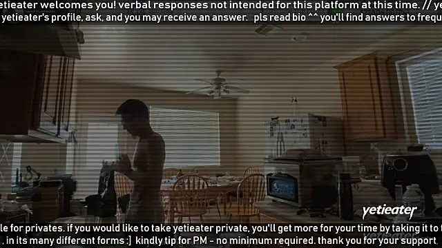 Snapshot of yetieater chatting on July 2026 03:52:02 PM yetieater online show from July 2026 03:52:02 PM
