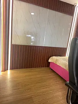 PinkyMoon online show from December 2025 05:36:02 AM