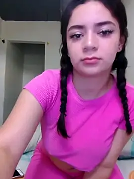 melisa labonboncito online show from November 2025 05:57:02 PM