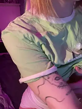 Snapshot of amorearte_m chatting on March 2025 08:37:02 PM amorearte m online show from March 2025 08:37:02 PM