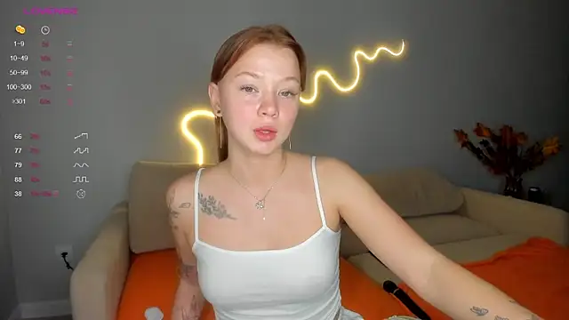 dinky  emily online show from September 2025 05:17:01 PM