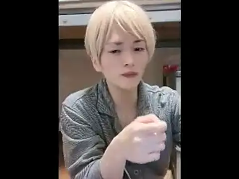 Snapshot of mgnhiroyuki chatting on April 2026 12:51:02 PM mgnhiroyuki online show from April 2026 12:51:02 PM