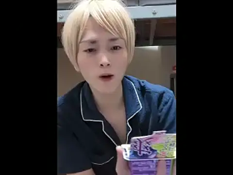 Snapshot of mgnhiroyuki chatting on May 2026 09:24:01 AM mgnhiroyuki online show from May 2026 09:24:01 AM