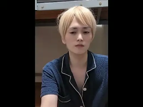 Snapshot of mgnhiroyuki chatting on May 2026 01:57:02 AM mgnhiroyuki online show from May 2026 01:57:02 AM