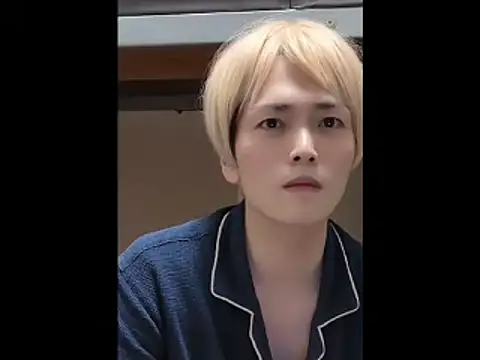 Snapshot of mgnhiroyuki chatting on June 2026 04:04:02 PM mgnhiroyuki online show from June 2026 04:04:02 PM