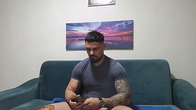 Tiberius hunk online show from November 2025 06:46:01 AM