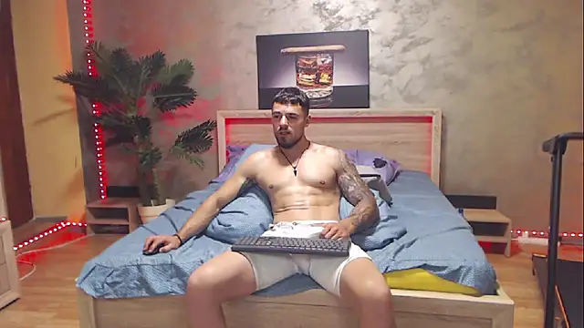 Snapshot of Tiberius_hunk chatting on June 2026 05:12:01 AM Tiberius hunk online show from June 2026 05:12:01 AM