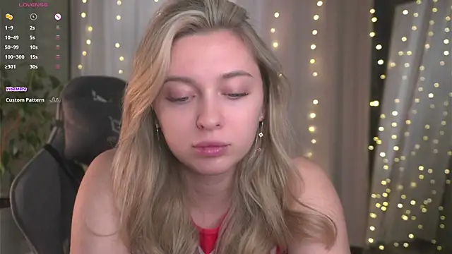 christie luv online show from January 2026 01:05:02 PM