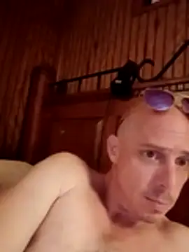 Snapshot of Mac_ThunderCock chatting on July 2026 08:05:02 AM Mac ThunderCock online show from July 2026 08:05:02 AM