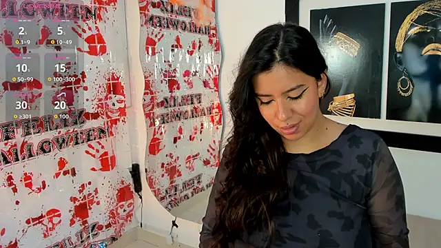 emilyy cooperr online show from October 2025 12:17:02 PM