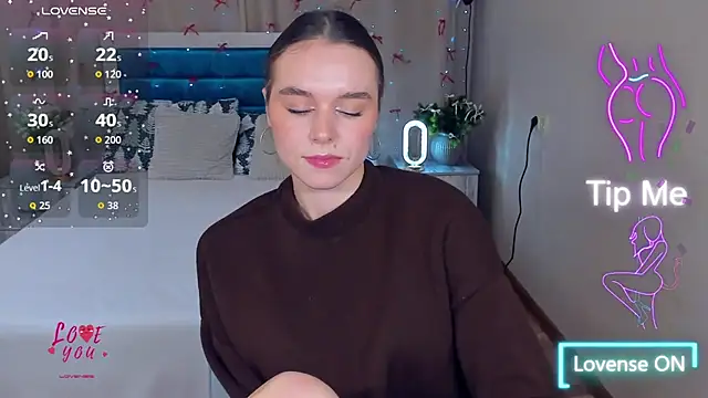 Snapshot of EmelyMason chatting on December 2025 11:05:01 AM EmelyMason online show from December 2025 11:05:01 AM