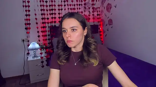 Snapshot of EmelyMason chatting on February 2026 10:23:02 AM EmelyMason online show from February 2026 10:23:02 AM