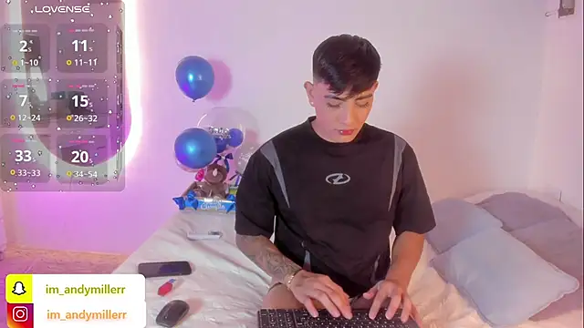 Snapshot of CarringtonAndy chatting on July 2026 08:44:02 PM CarringtonAndy online show from July 2026 08:44:02 PM