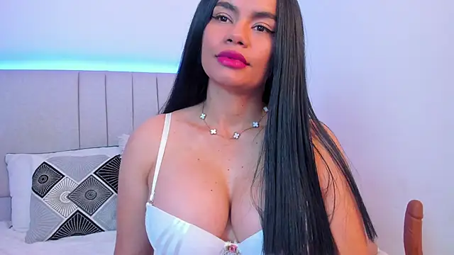 SusanSimpson16 online show from June 2026 08:26:02 PM