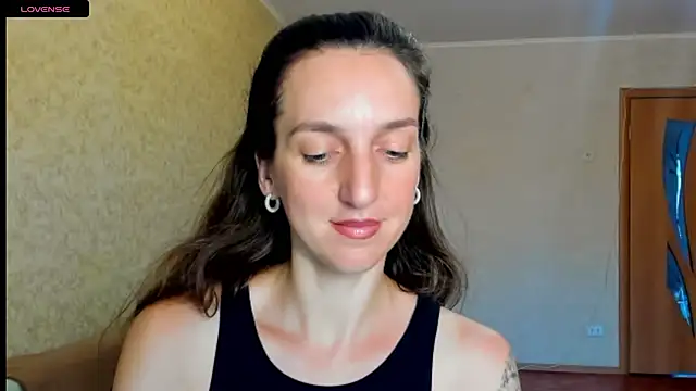 Snapshot of desired_zzoya chatting on June 2026 02:34:01 PM desired zzoya online show from June 2026 02:34:01 PM