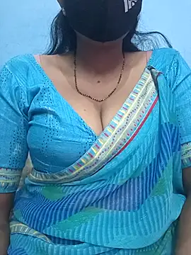 Snapshot of Sexyradha_ chatting on February 2026 03:48:02 PM Sexyradha online show from February 2026 03:48:02 PM