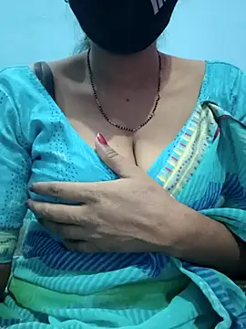 Snapshot of Sexyradha_ chatting on February 2026 01:19:01 PM Sexyradha online show from February 2026 01:19:01 PM