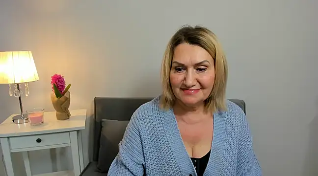 IsabellaSexyMilf online show from March 2025 04:24:02 PM