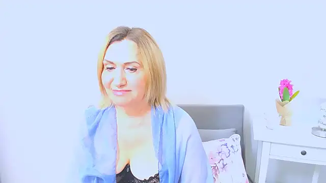 IsabellaSexyMilf online show from March 2025 10:22:02 AM