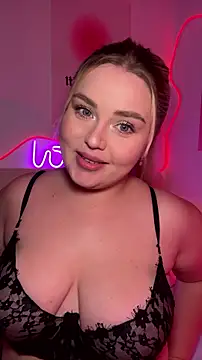 Snapshot of April_Vancee chatting on July 2026 05:15:01 PM April Vancee online show from July 2026 05:15:01 PM