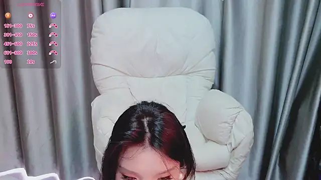 Snapshot of guoguo7777777 chatting on March 2026 05:45:01 AM guoguo7777777 online show from March 2026 05:45:01 AM