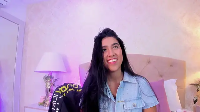 Snapshot of Mia_Montess chatting on July 2026 12:44:02 PM Mia Montess online show from July 2026 12:44:02 PM