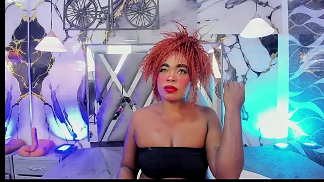 Snapshot of CandyMartinez_ chatting on July 2026 05:48:02 PM CandyMartinez online show from July 2026 05:48:02 PM