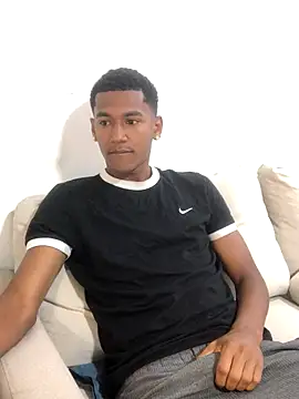 Snapshot of LexiAndDeker chatting on November 2025 05:03:02 PM LexiAndDeker online show from November 2025 05:03:02 PM