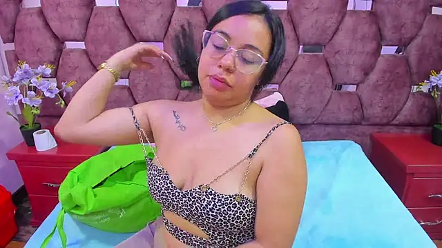  Violeta 18 online show from November 2025 02:55:01 AM