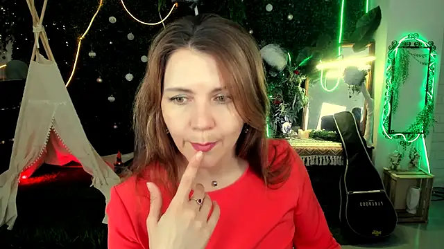 NicoleHitman online show from March 2026 01:11:01 PM