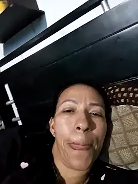 Snapshot of Antonela45 chatting on March 2025 01:39:01 AM Antonela45 online show from March 2025 01:39:01 AM