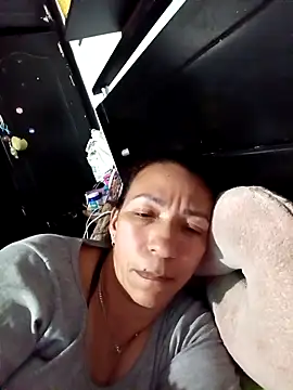 Snapshot of Antonela45 chatting on September 2025 01:20:02 AM Antonela45 online show from September 2025 01:20:02 AM