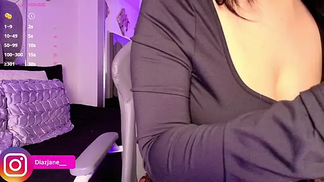 Janediazz online show from April 2026 09:12:02 PM