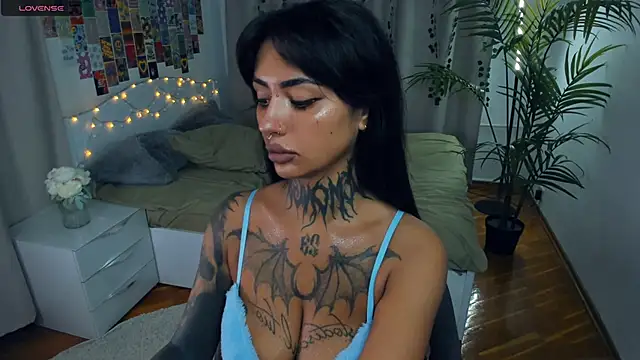 CharimgSabrina online show from November 2025 06:16:02 AM